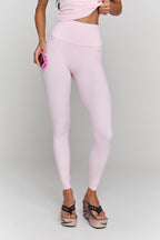 Astoria Airvíve Autograph Legging - Angel Pink
