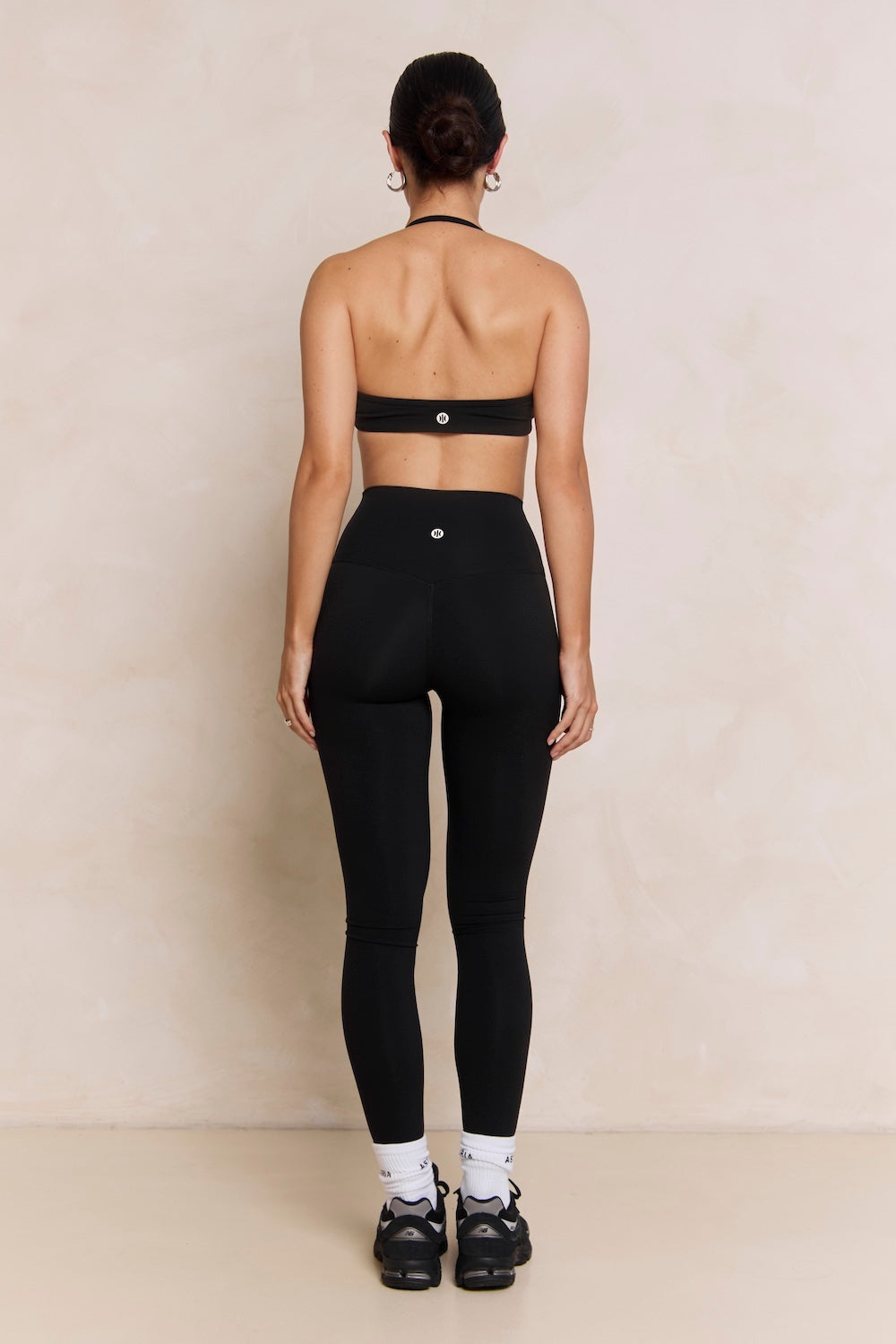 Astoria Airvíve Halter Sports Bra - Black