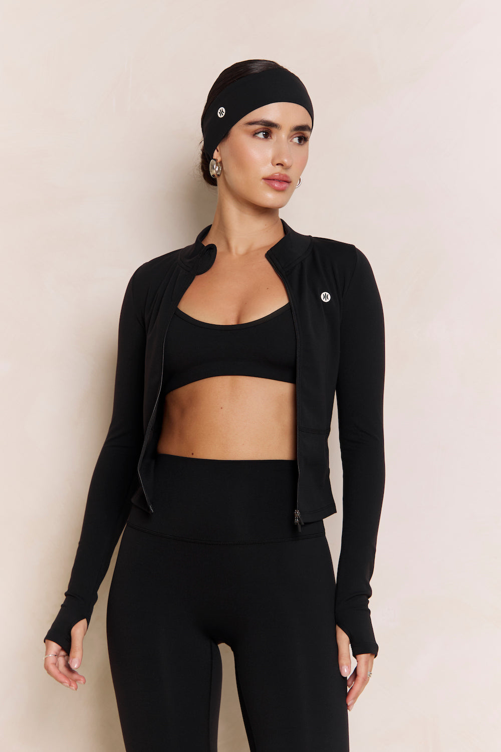 Astoria Airvíve Halter Sports Bra - Black