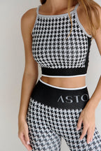Astoria Seamless Knit Sports Crop - Black/Grey Houndstooth