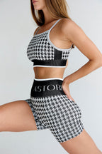 Astoria Seamless Knit Sports Bra - Black/Grey Houndstooth